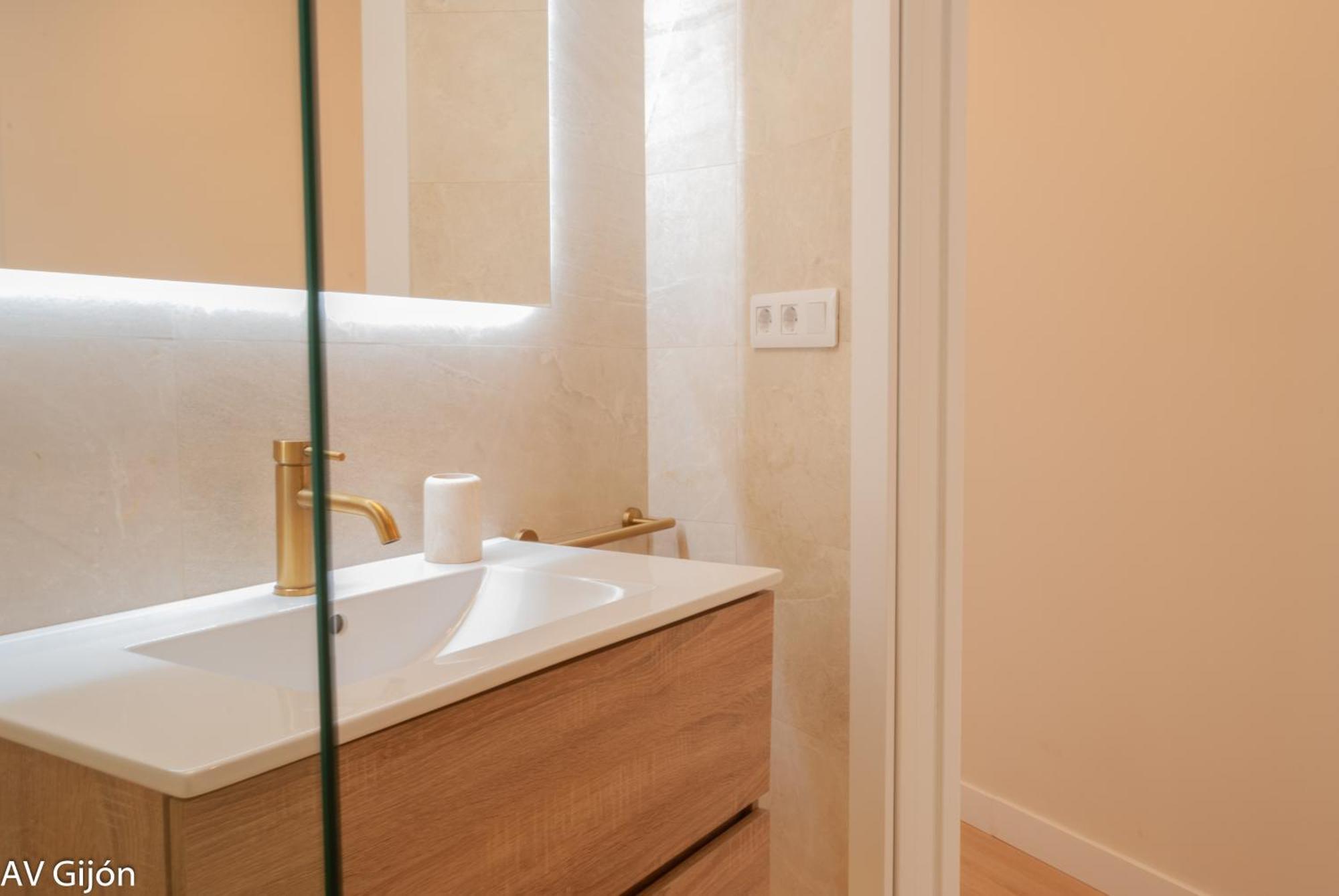 Appartement Av Costa One à Gijón Extérieur photo